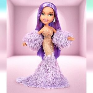 Bratz X Kylie Jenner Large Fashion Doll Met Gala 2019 Versace Gown Fandom Gift